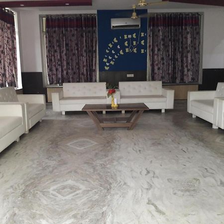 Chitrakoot Resorts Chittorgarh ภายนอก รูปภาพ