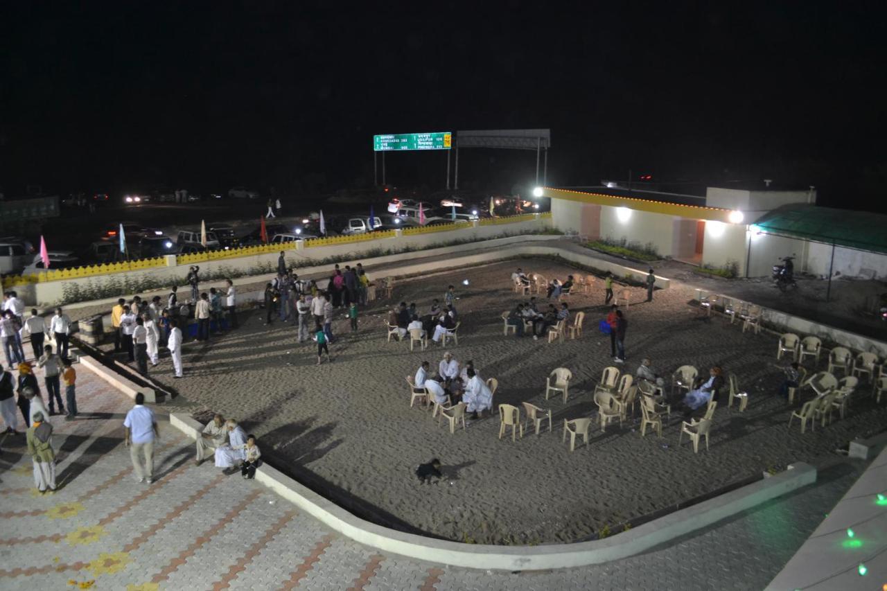 Chitrakoot Resorts Chittorgarh ภายนอก รูปภาพ