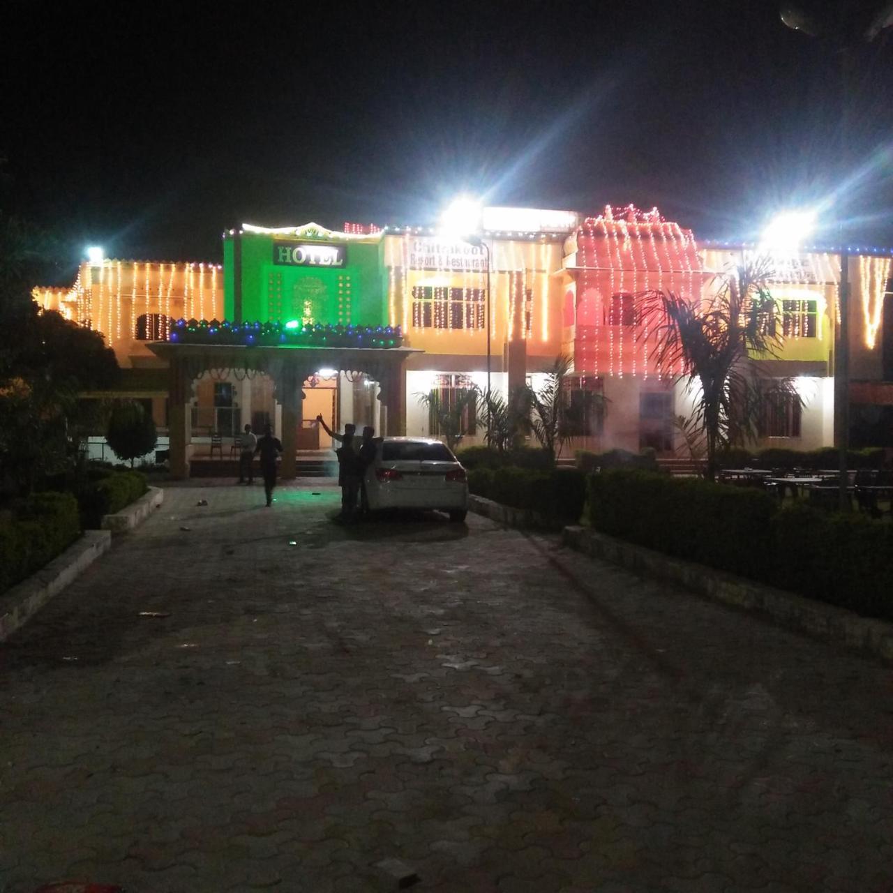 Chitrakoot Resorts Chittorgarh ภายนอก รูปภาพ